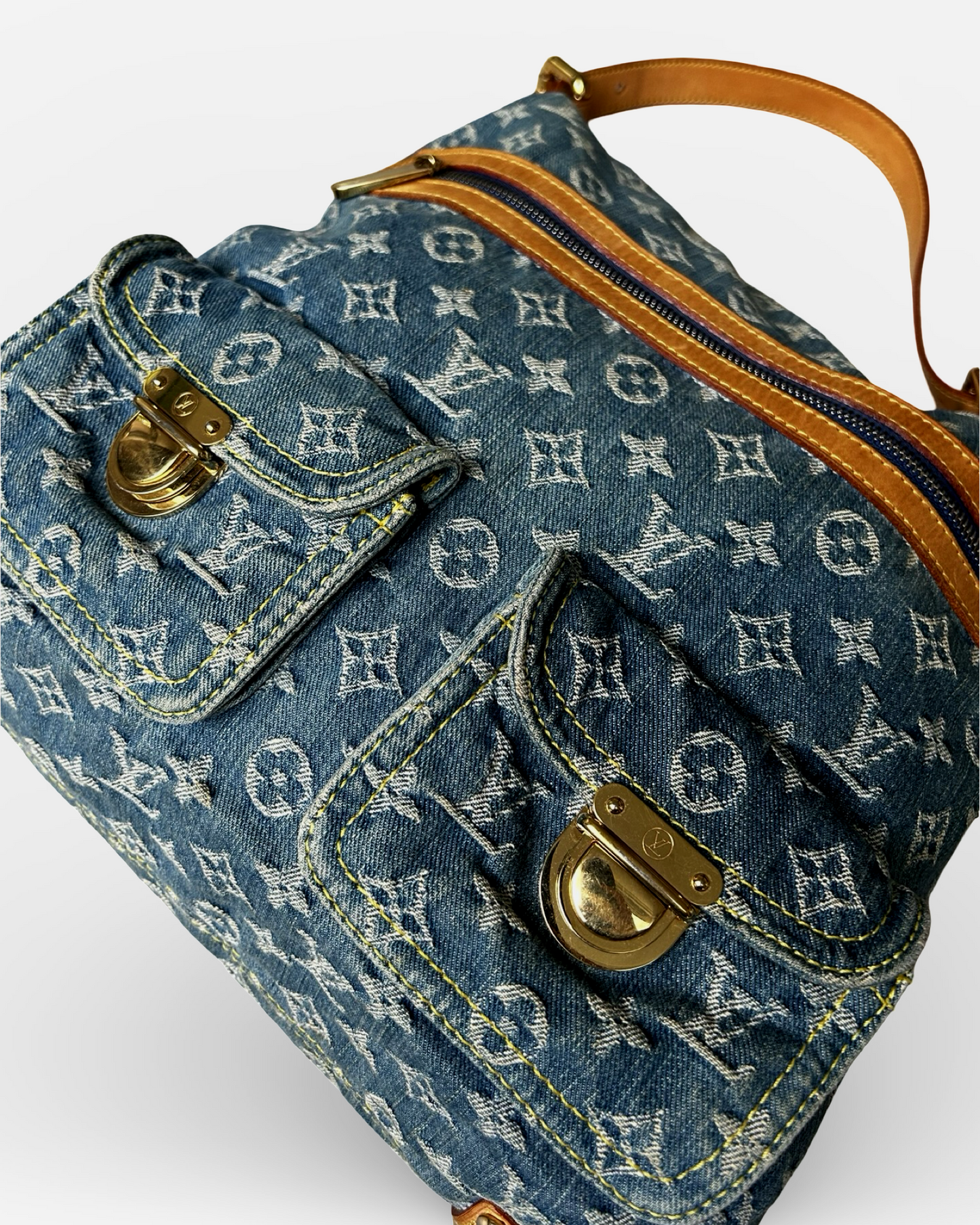 Louis Vuitton Monogram Denim Baggy GM Shoulder Bag with blue denim and Vachetta leather trim
