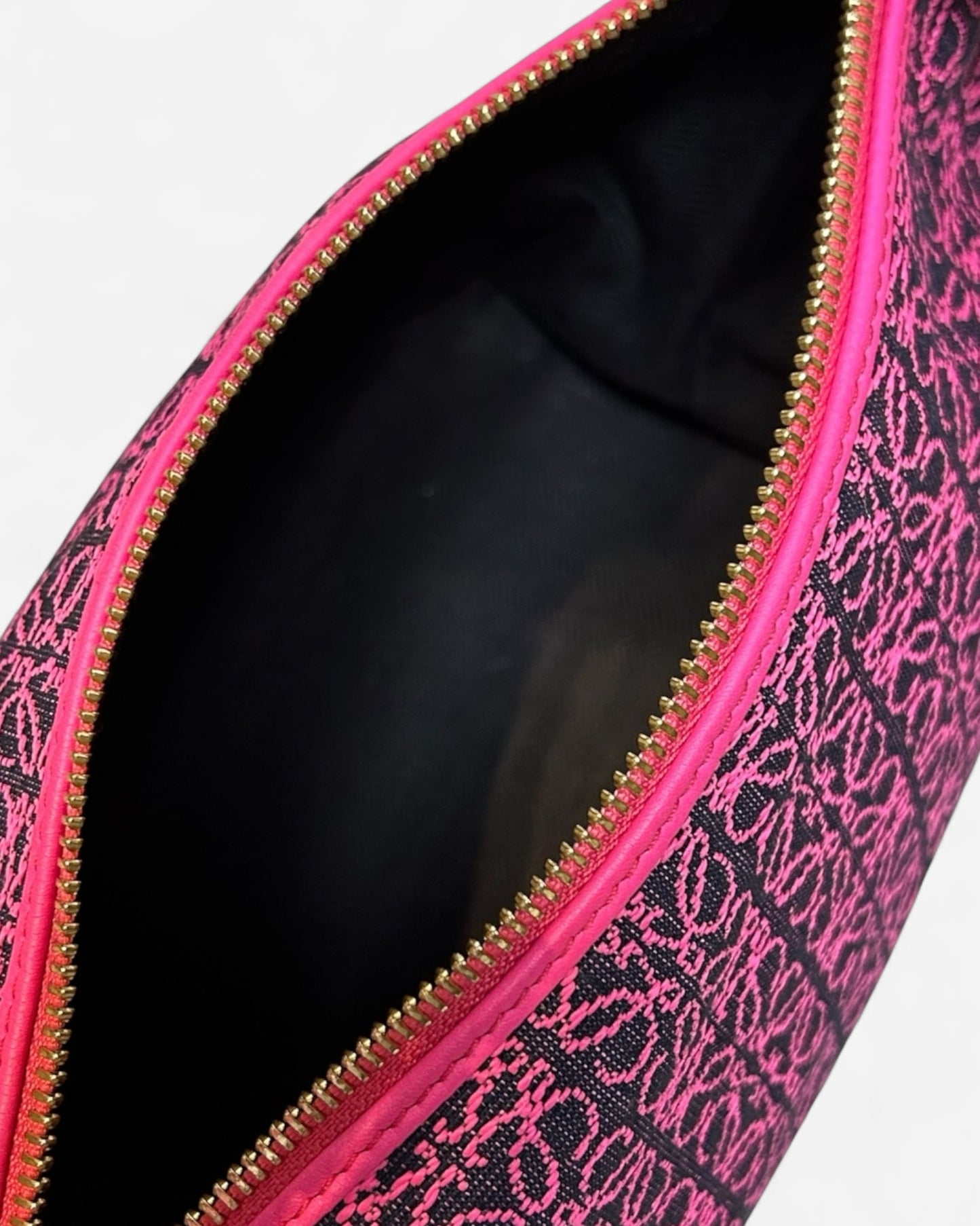 pre-loved Loewe Cubi Bag interior