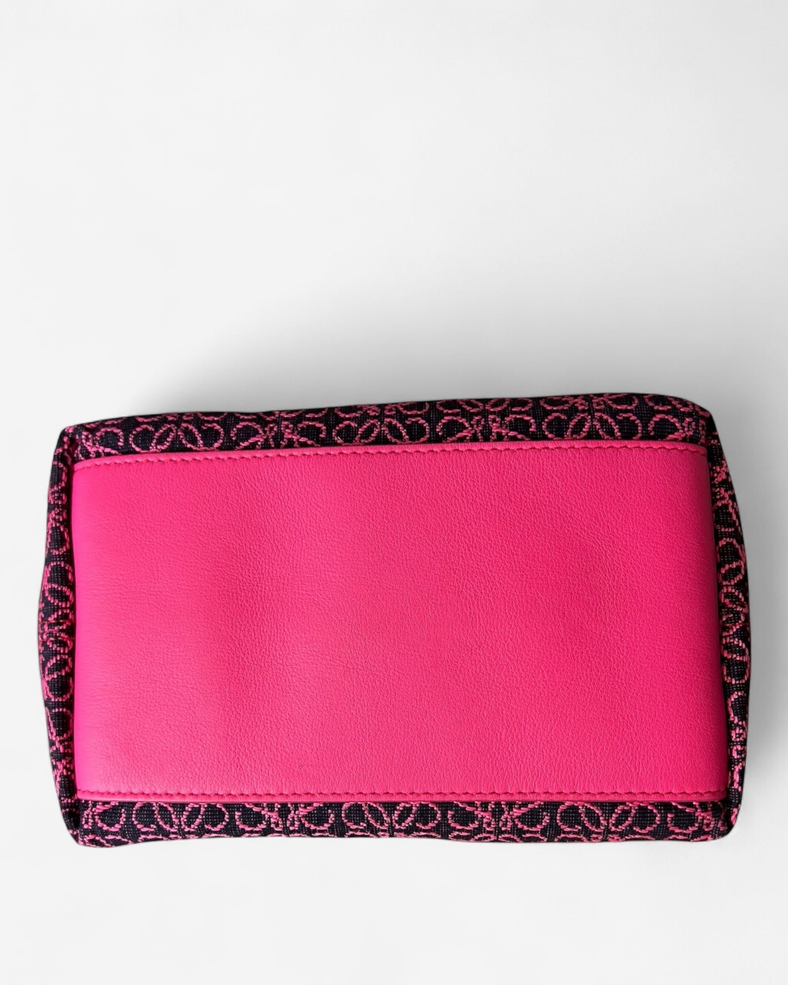 Loewe Cubi Bag bottom in hot pink