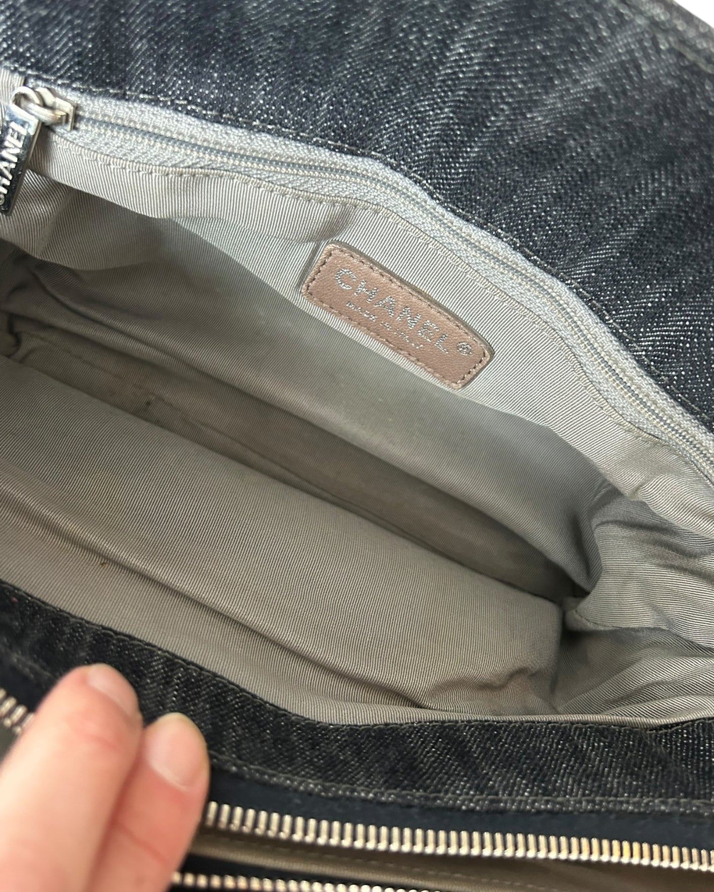 Chanel CC Tote Bag Navy denim