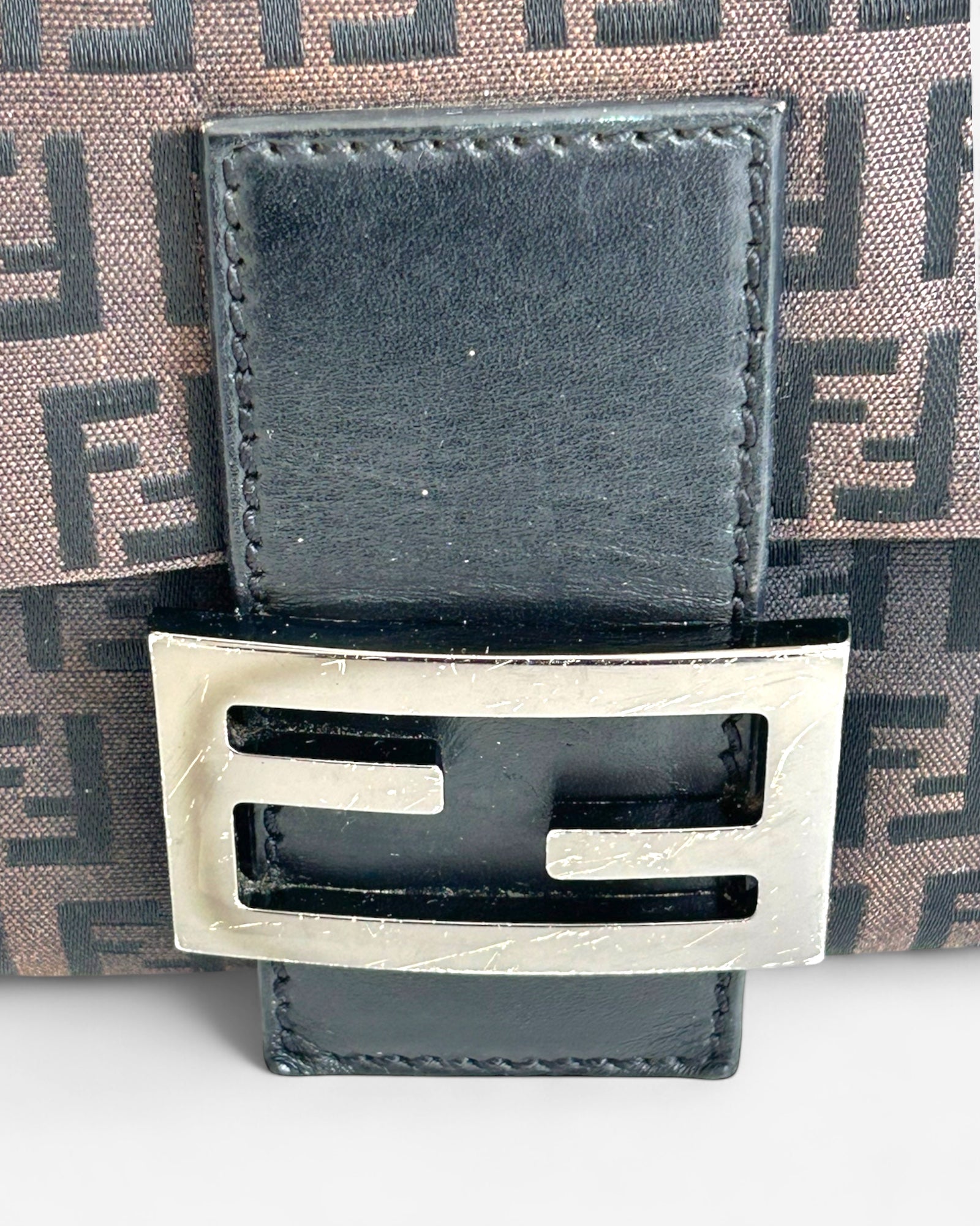 Fendi Mamma Baguette Bag hardwear detail 