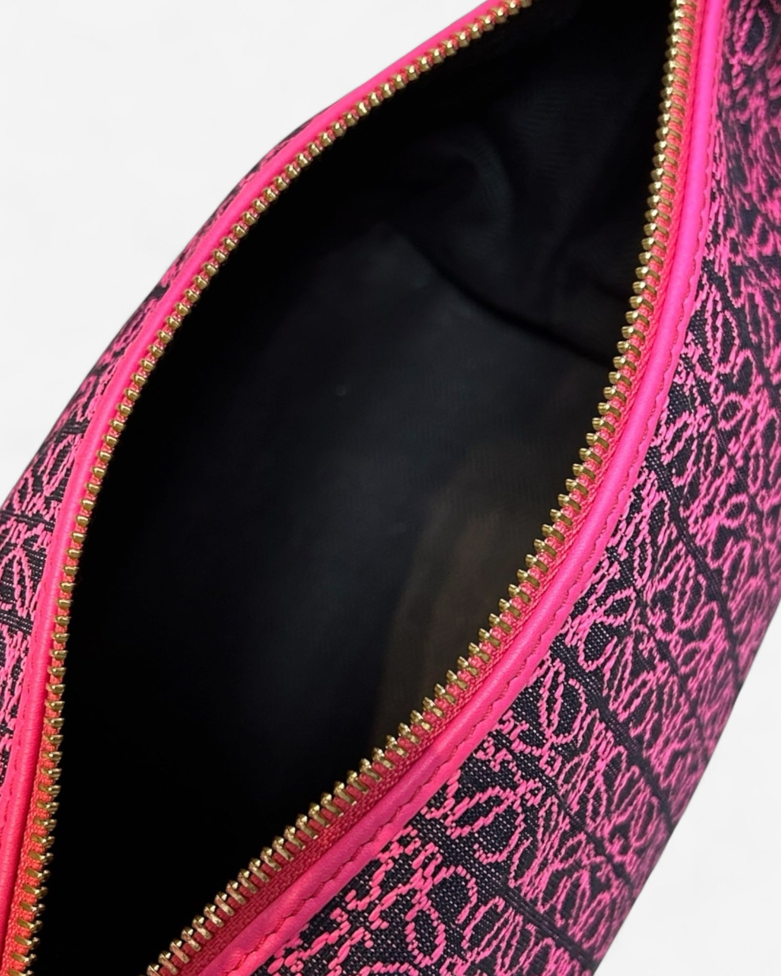 pre-loved Loewe Cubi Bag interior