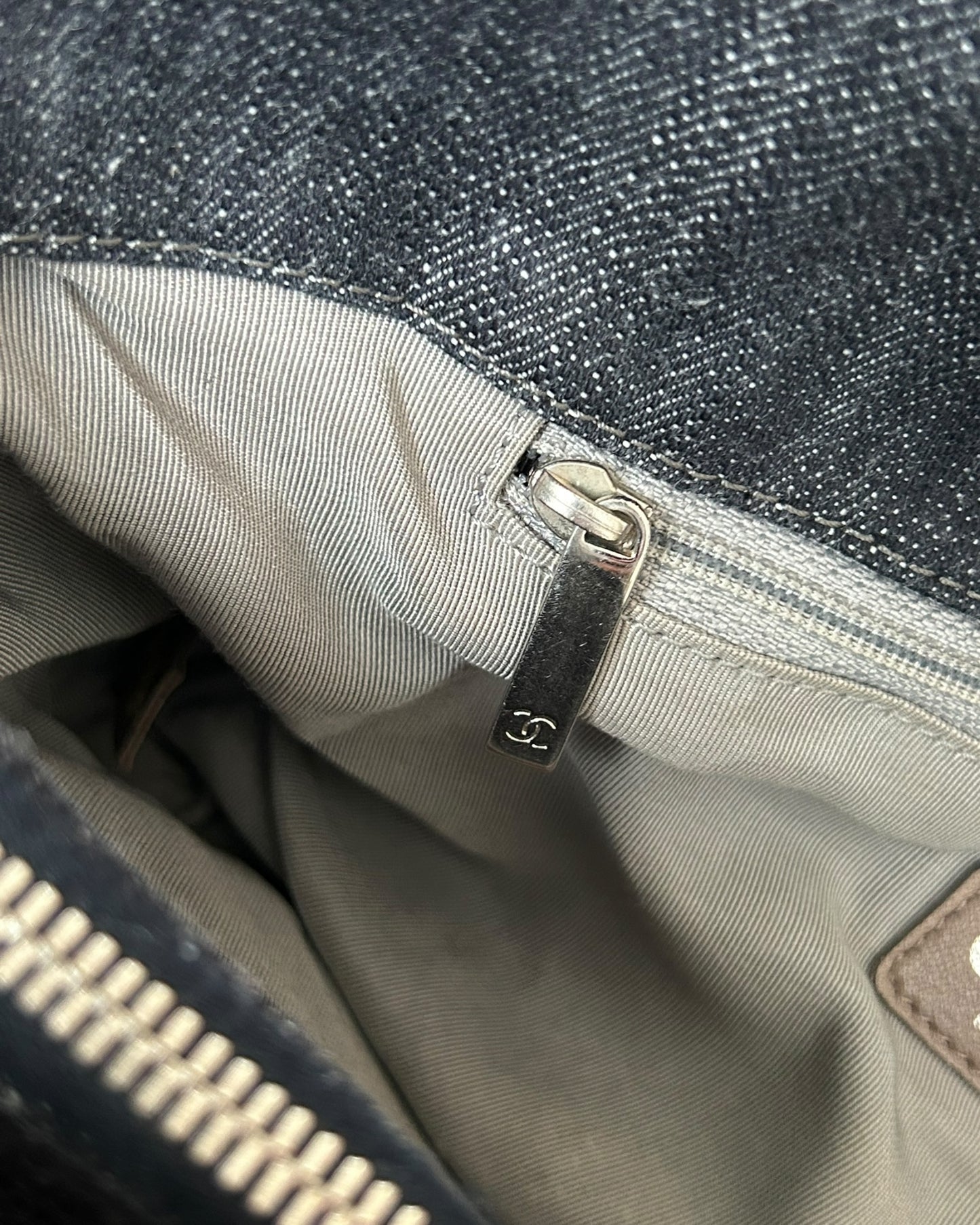 Chanel CC Tote Bag Navy denim