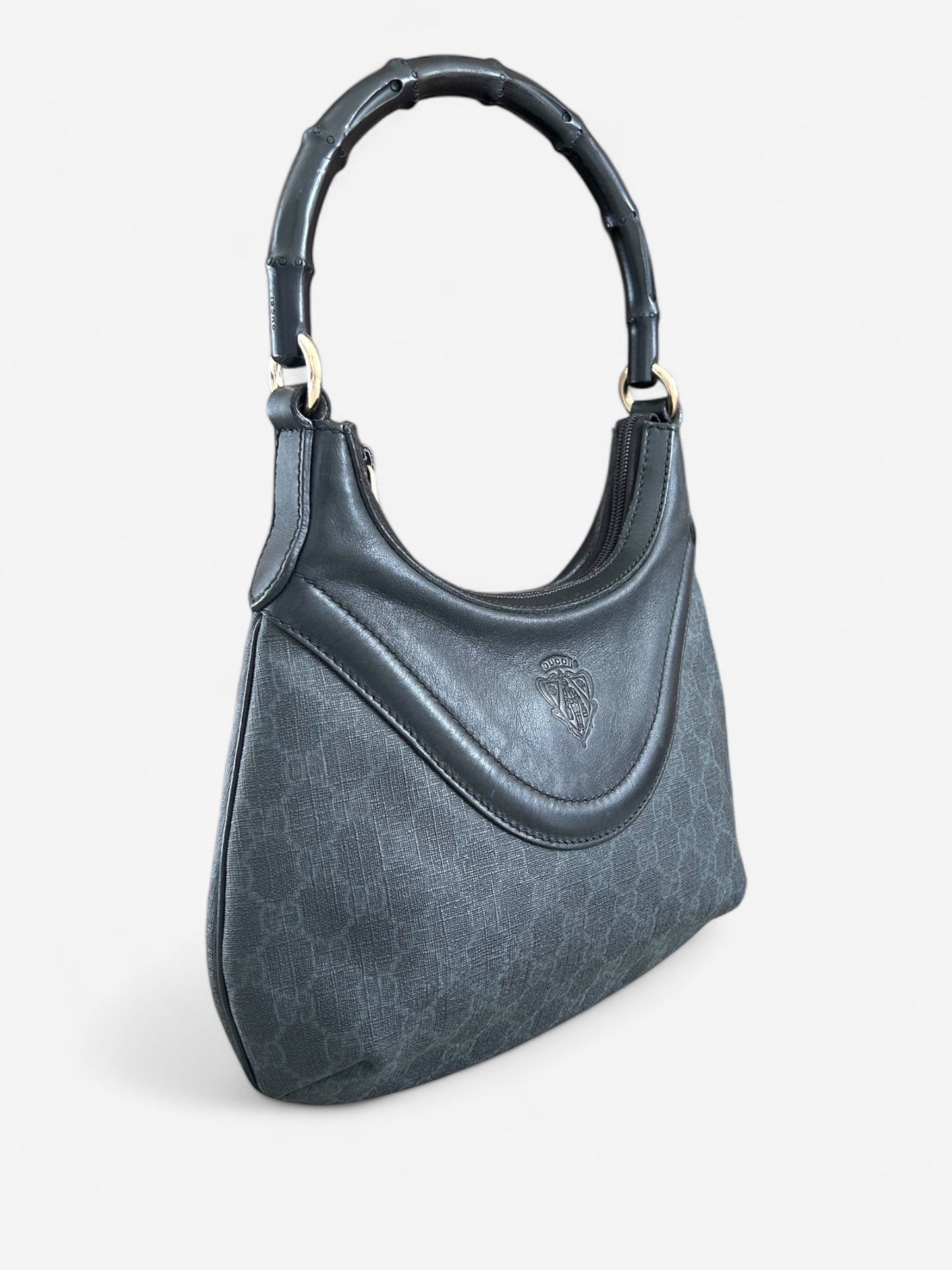 Gucci Hysteria Crest Bamboo bag in black leather – side profile with silver-tone hardware