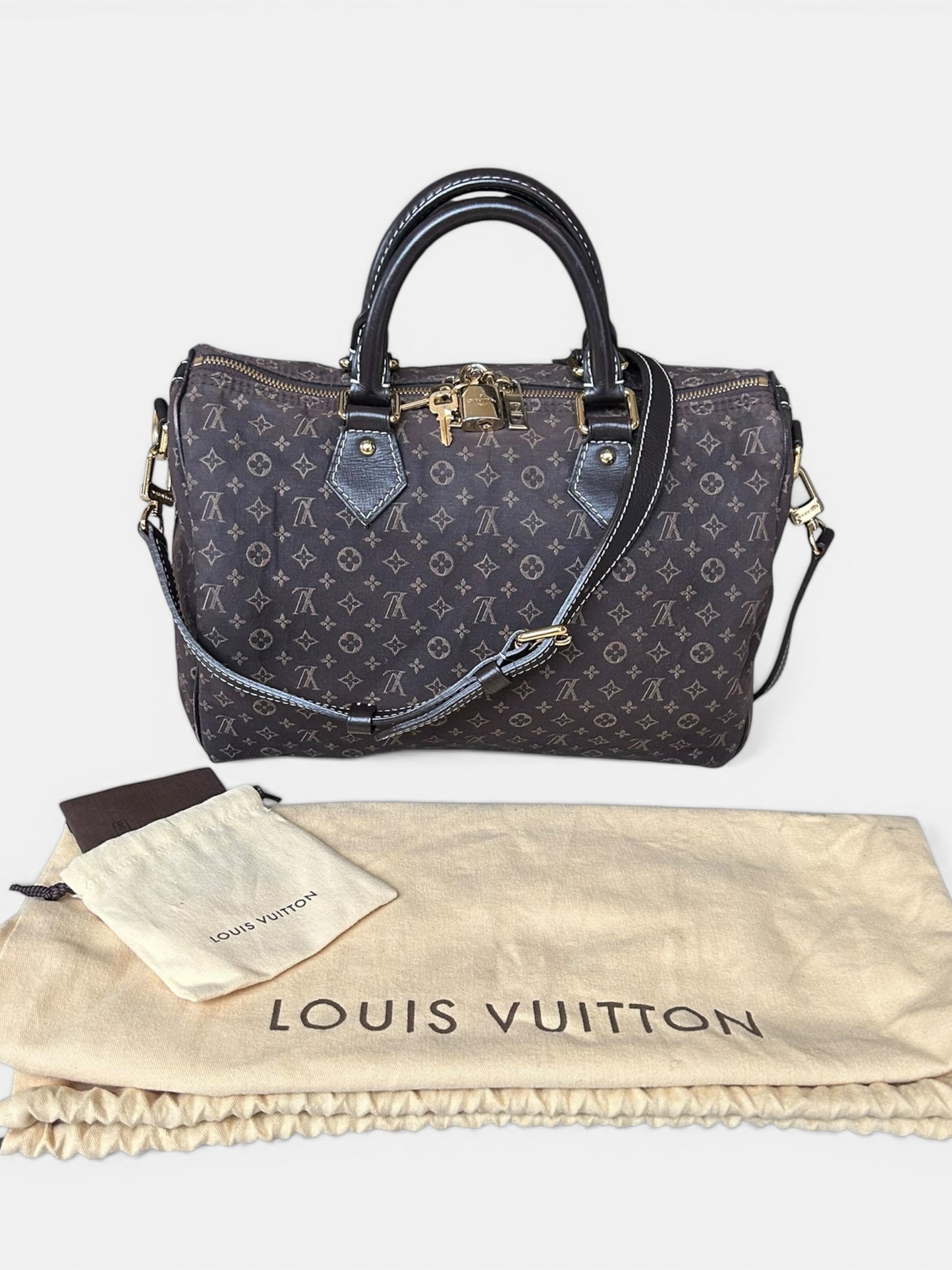 Louis Vuitton Speedy Bandoulière - 30 in Monogram canvas