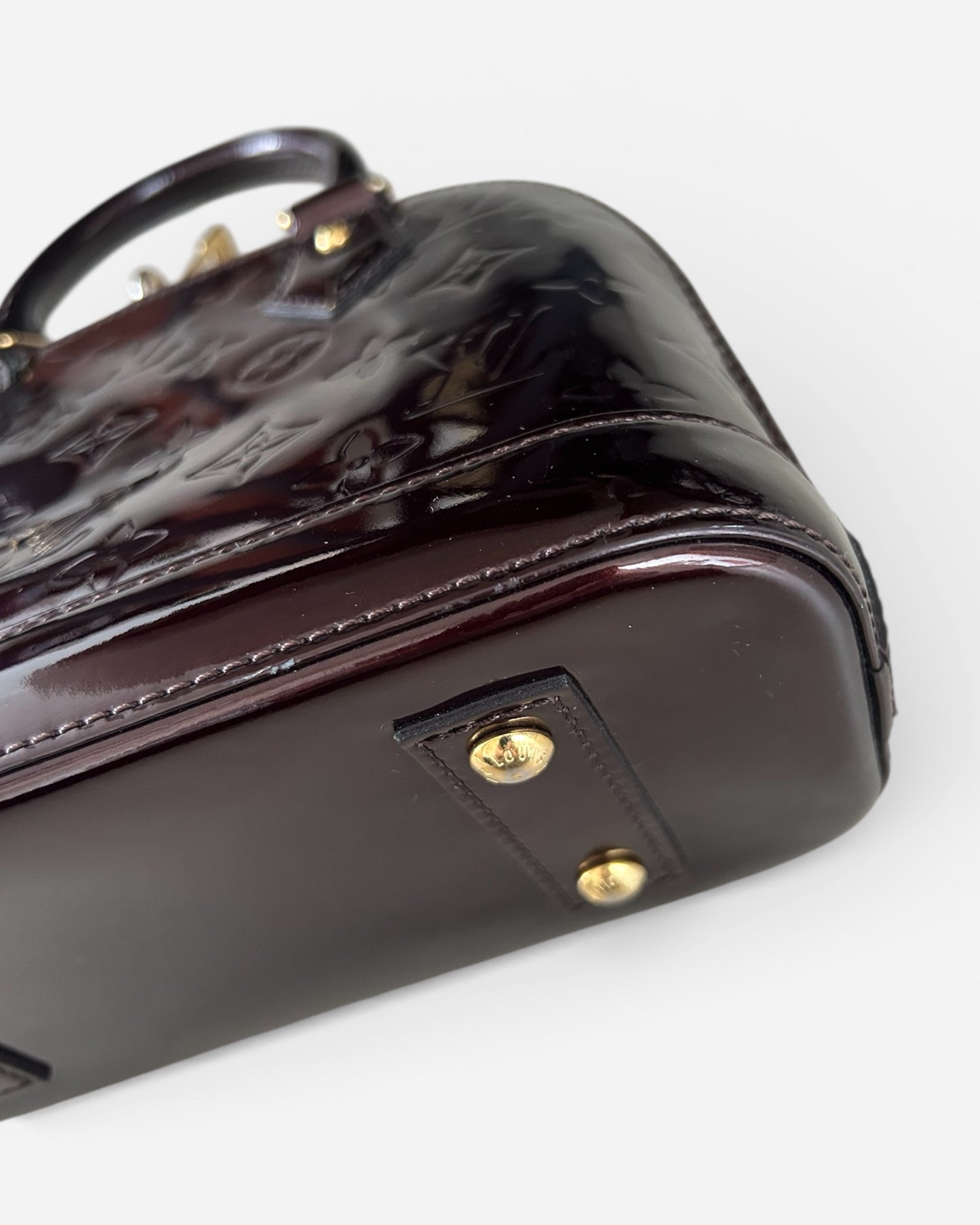 Louis Vuitton Alma BB Vernis Amarante