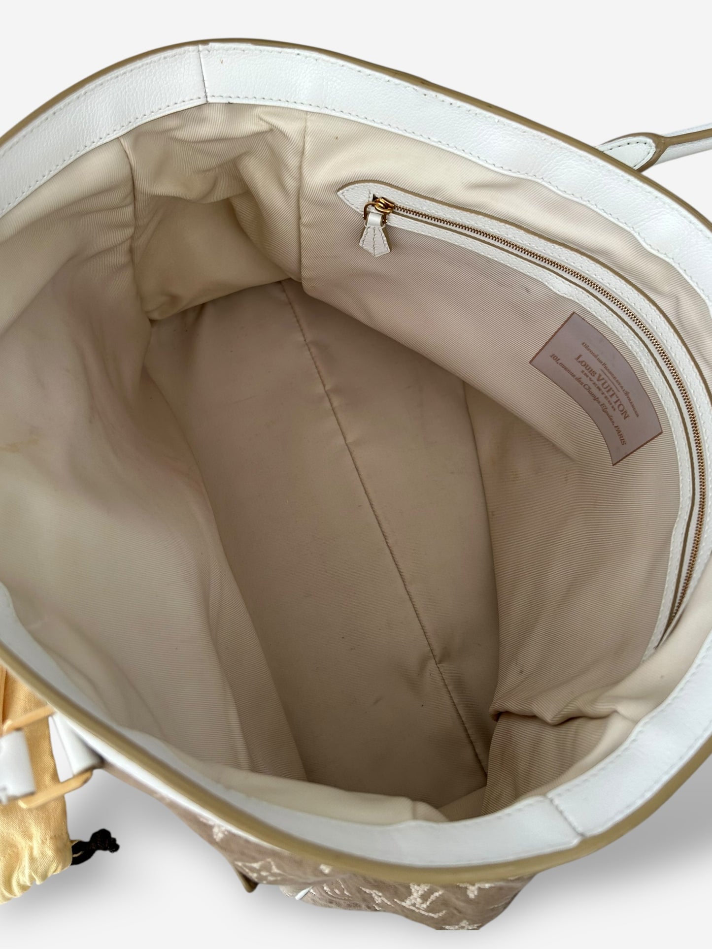 Louis Vuitton Monogram Sabbia Cabas GM.