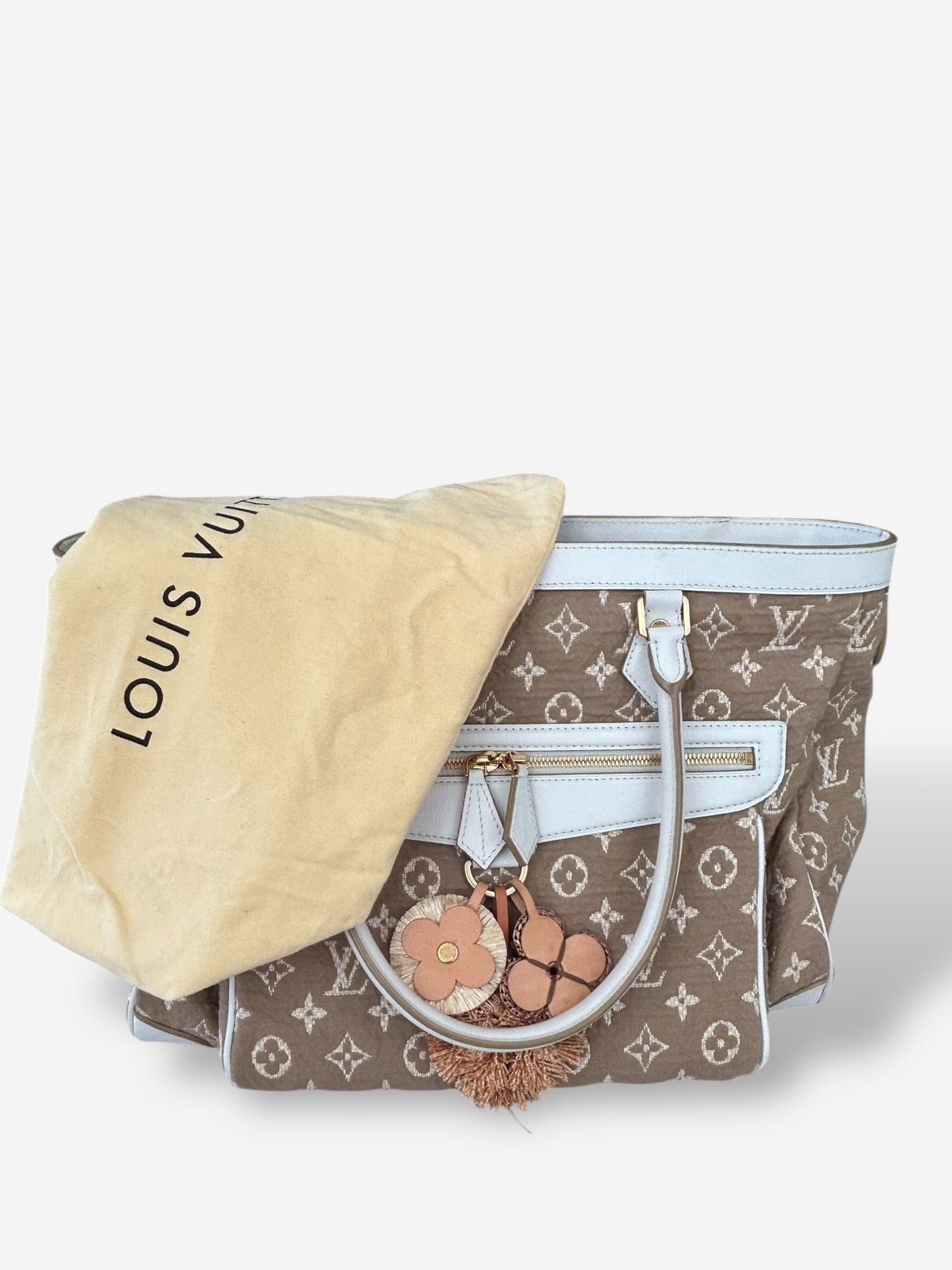Louis Vuitton Monogram Sabbia Cabas GM.