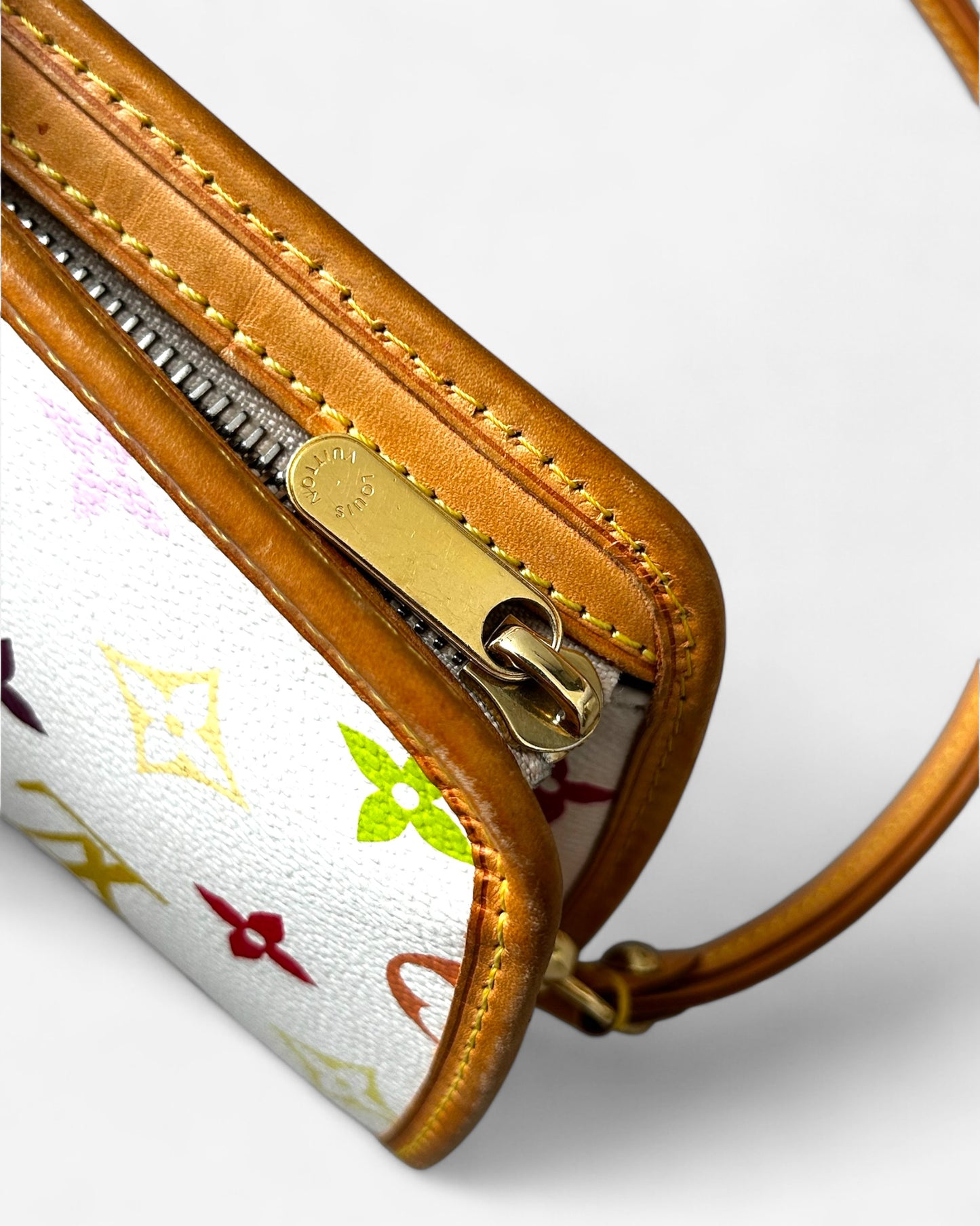 Vintage Louis Vuitton x Takashi Murakami White Multicolore Shirley bag – carried on shoulder